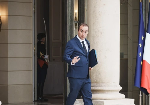 Francja zaciska pasa. Premier ratuje budżet i sięga po wydatki na emerytury