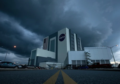 To już nie science fiction! NASA testuje technologie do budowy osady na Srebrnym Globie!