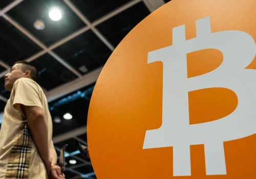 Bitcoin zyskał niemal 6 proc. Mocne wzrosty spółek związanych z kryptowalutami