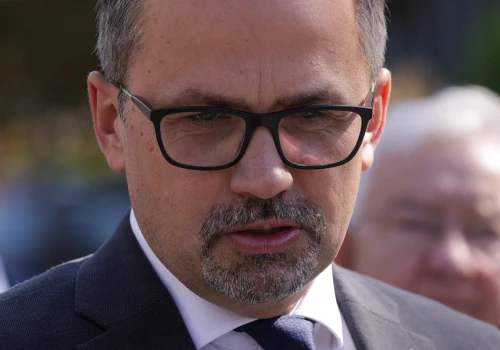 Horała kością niezgody na prawicy, zarzuty dla Króla i Polska w nowej koalicji