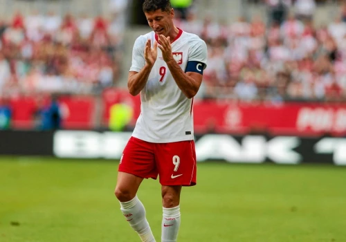 Prof. Jan Miodek pominął Lewandowskiego. Wskazał najlepszego polskiego piłkarza