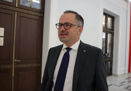 Horała wskazał, kto jest według niego liderem prawicy. 