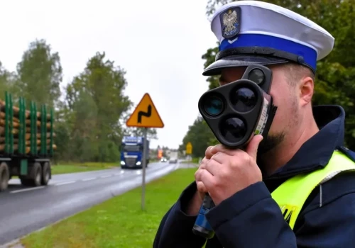 Policyjny pogrom na drogach powiatu! 55 kontroli i aż 49 wykroczeń!