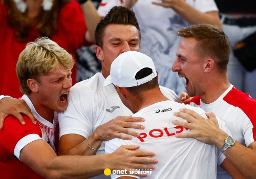 Polska remisuje z Australią po pierwszym dniu Pucharu Davisa