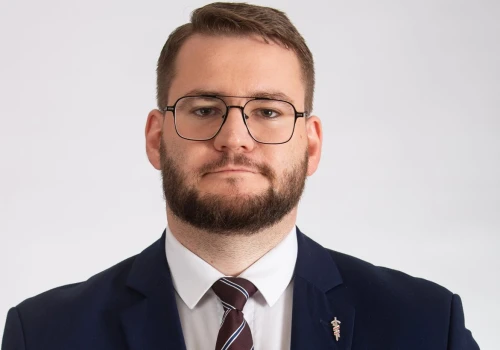Ogłoszono alarm RCB. Efekt? Chaos i groteska