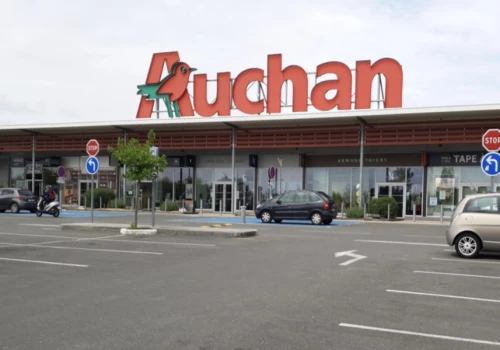 Rosja przejmuje kontrolę nad aktywami Auchan. Francja apeluje o cofnięcie decyzji