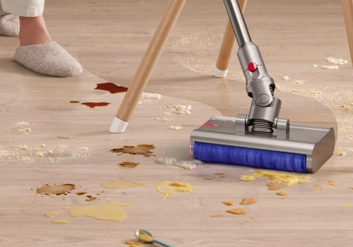 Jest 750 zł rabatu na odkurzacz Dyson z funkcją mycia. Promocja w Euro