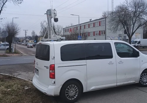 Kamera nagrała jedno wykroczenie. Kierowca dostał mandaty na 12 tys. zł