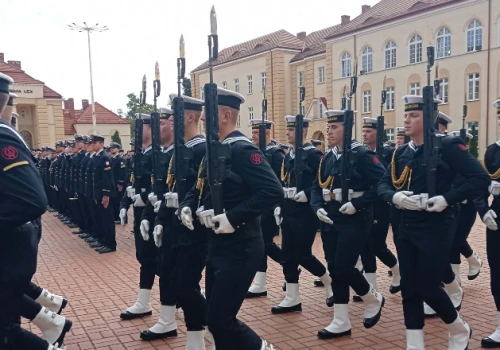 114 studentów AMW złożyło przysięgę w Gdyni