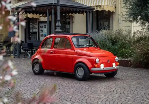 Oto restomod, na którego czekałem. Mały Fiat dostał nowe życie
