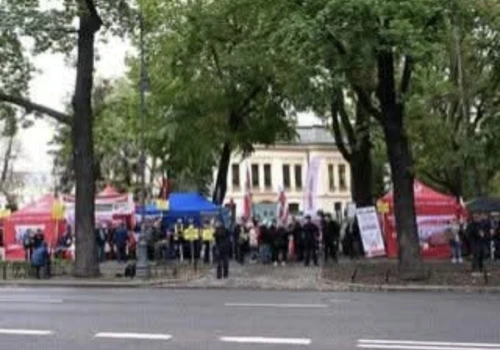 Historia patrzy na nas dzisiaj