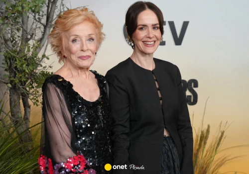 Sarah Paulson i Holland Taylor nie kryły uczuć. Całą premierę trzymały się za ręce