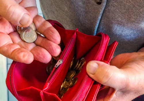 GUS pokazał, gdzie kobiety zarabiają mniej od mężczyzn. Różnica sięga ponad 20 proc.