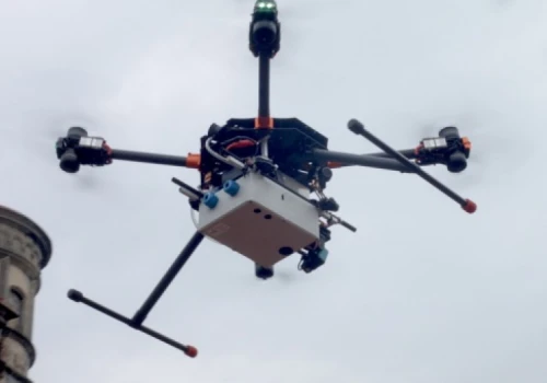 Dron może nieść gaz bojowy albo groźne drobnoustroje. Szef GIS ostrzega przed nowym typem zagrożeń