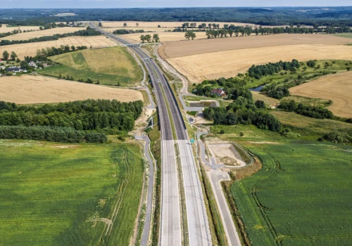 Od 21 września korki i zwężenia. Nowa droga ekspresowa pęka w 108 miejscach