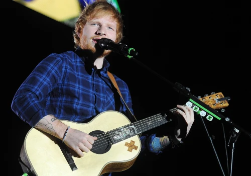 Ed Sheeran bał się stanąć na scenie po aferze. 