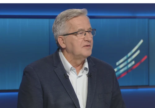 Trump pochwalił Nawrockiego. Komorowski: To zasługa rządu