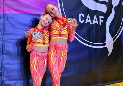 Laura i Mia Sznapka mistrzyniami Czech w aerial hoop. Przed nimi mistrzostwa świata
