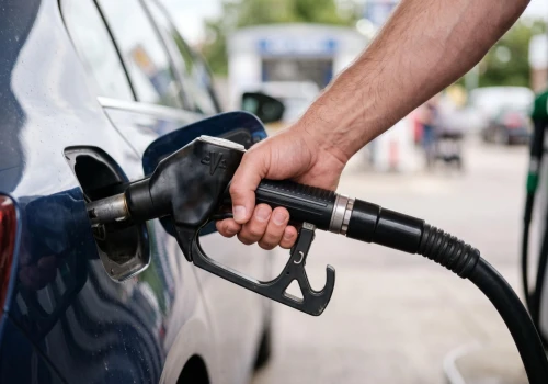 Hurtowe ceny paliw 21.09.2026. Czas na oddech dla kierowców w cieniu drogiej ropy