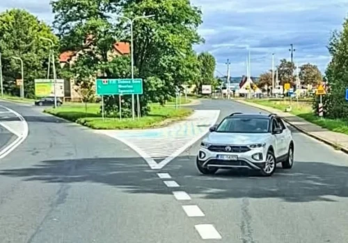 Na skrzyżowaniu pod prąd i fala hejtu na… autora posta