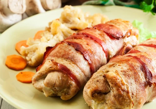 Roladki schabowe w mundurkach z boczku. Przepis będziesz rozdawać