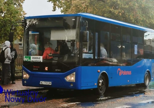 Kolejna awaria taboru NKA. Na linii N5 pojawił się autobus Polonusa