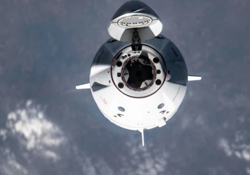 NASA zamawia trzy dodatkowe loty załogowego Dragona na ISS