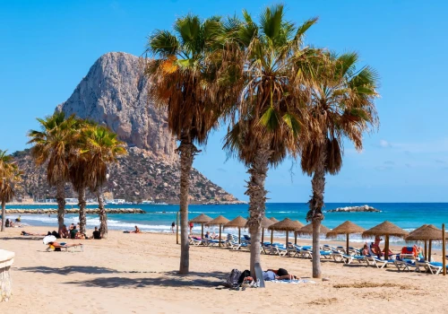 Alicante na walentynkowy weekend za 565 PLN 💞🏖️ Loty (bez urlopu) + hotel ibis z widokiem na morze 🌊😍