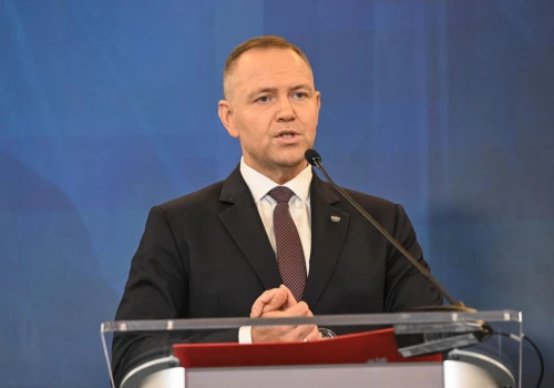 Nawrocki reaguje na burzę o 100 tys. dolarów. Padły stanowcze słowa