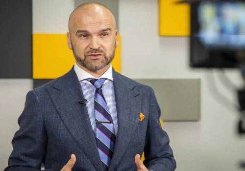 Brzoska ujawnia kulisy oszukańczych reklam na Facebooku i Instagramie. „Meta widzi to lepiej niż my, i dalej kasuje pieniądze”