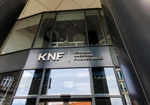 „Finansowa banicja”. Giełda krypto chce 2,5 mln zł od KNF!