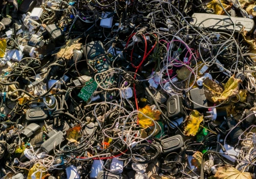 AI wyprodukuje 3 mln ton toksycznych elektrośmieci rocznie. Większość trafi na wysypiska