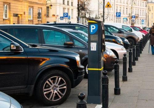 Płacą 1700 miesięcznie za parkowanie przed biurem. Tym razem Warszawa wypadła taniej