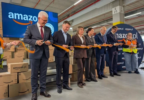 Technologiczna twierdza Amazon w Polsce. 5 tys. robotów zmienia reguły gry w e-commerce