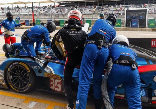 Motorsport jako poligon technologii: co wyścigi mówią o rozwoju środków smarnych?