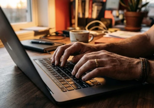 Od 1 października każda firma z CEIDG musi mieć skrzynkę do e-Doręczeń. Ostatnie dni na formalności