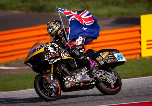 Archie McDonald pierwszym mistrzem FIM Harley-Davidson Bagger World Cup