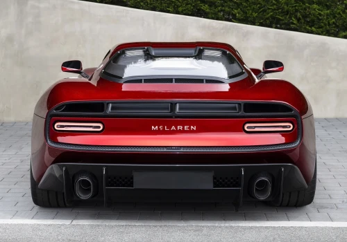 McLaren zmienił logo. Nawiązali do stacji benzynowej