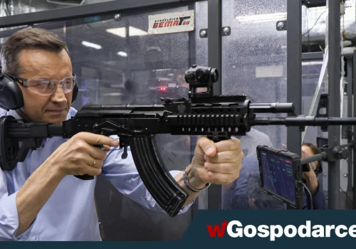 Morawiecki zapowiada obowiązkowe szkolenia wojskowe dla młodych