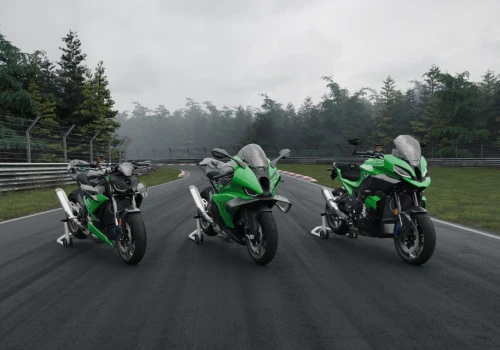 BMW M 1000 RR, M 1000 R i M 1000 XR w limitowanej serii na 100-lecie Nürburgringu