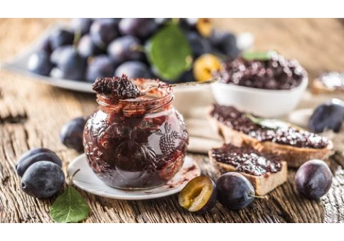 Śliwkowy chutney z chili i imbirem