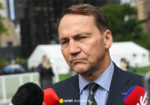 Przełom w relacjach z Białorusią? Radosław Sikorski potwierdza rozmowę z Maksymem Ryżenkowem