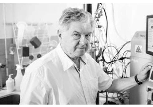 Zmarł prof. Andrzej Mackiewicz. Był pionierem onkologii
