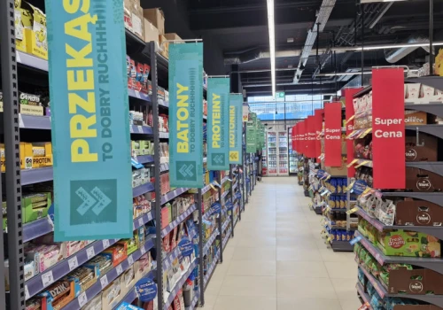 Nowy Carrefour w Krakowie. To kompaktowy supermarket osiedlowy