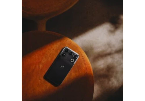 Motorola Signature 27 wskakuje na najwyższą półkę. Nowy Snapdragon i aparat 200 MP