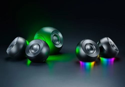 Niesamowity dźwięk 7.1 na Twoim biurku! Razer wprowadza nową serię głośników z RGB!