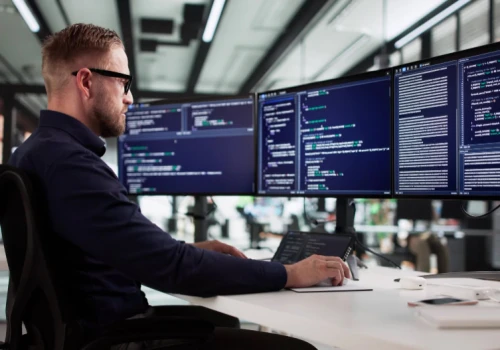 Dlaczego stałe monitorowanie cyberbezpieczeństwa jest ważne dla przedsiębiorstw?