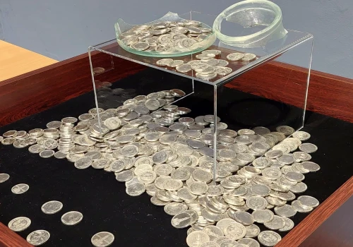 Ponad 500 srebrnych monet odkrytych podczas badań archeologicznych