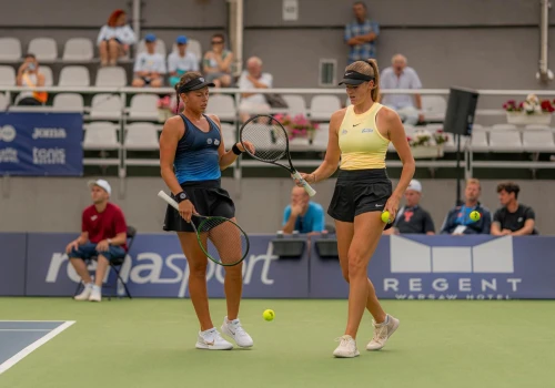 Tenis ziemny: Falkowska i Kubka wystąpią w deblowych ćwierćfinałach w Ankarze