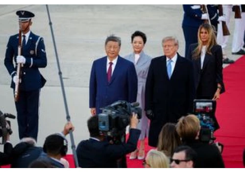Xi Jinping wylądował w USA. Tak przywitał go Trump